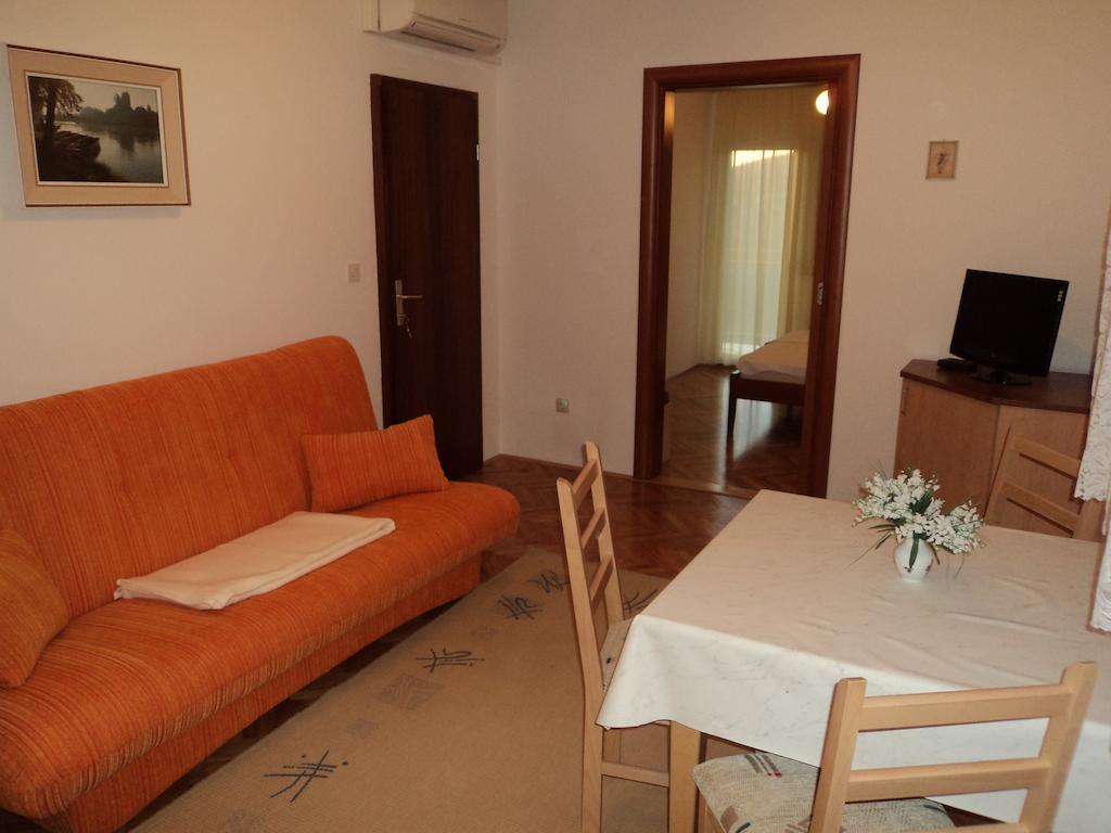 Apartments Racetin Marina Room photo