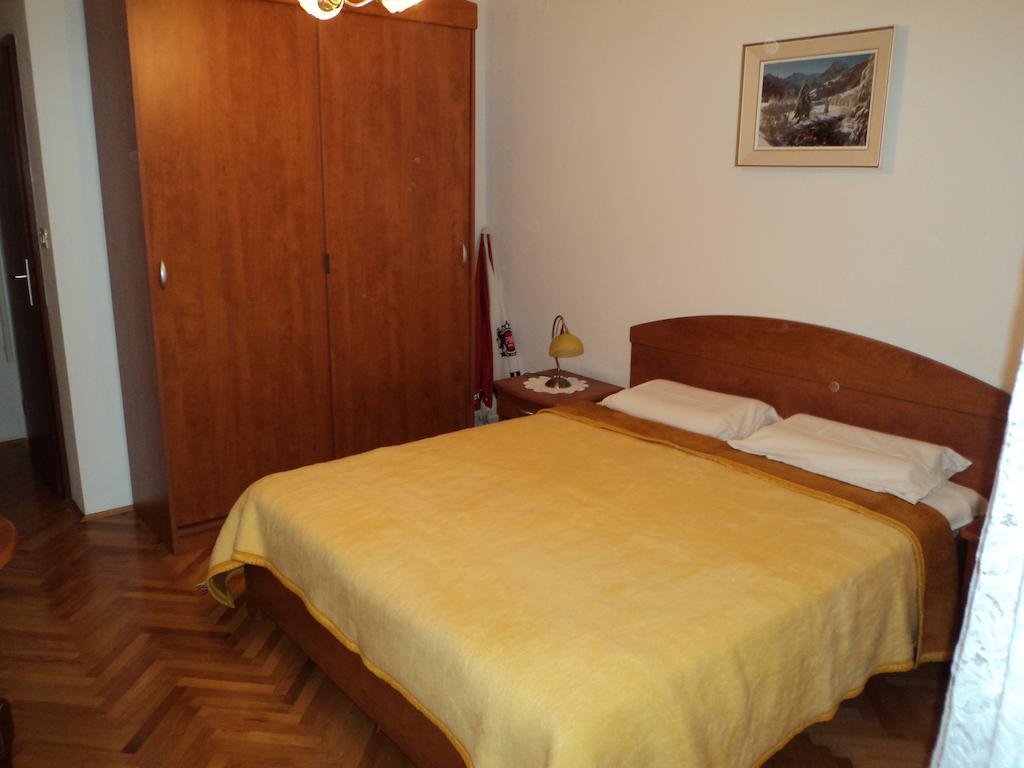 Apartments Racetin Marina Room photo